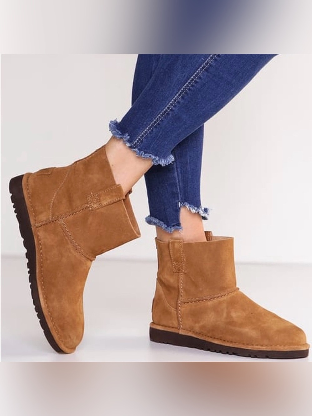 UGG Classic Unlimed Mini Boots